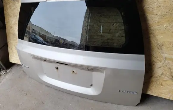 Jeep Patriot Tailgate/trunk/boot lid
