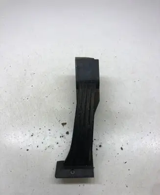 BMW 1 E81 E87 Accelerator throttle pedal 6772646 35426772646