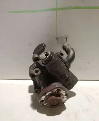 Volkswagen Sharan Power steering pump 7M0145157AA
