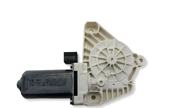 Volkswagen Arteon Front door window regulator motor 5Q4959802B