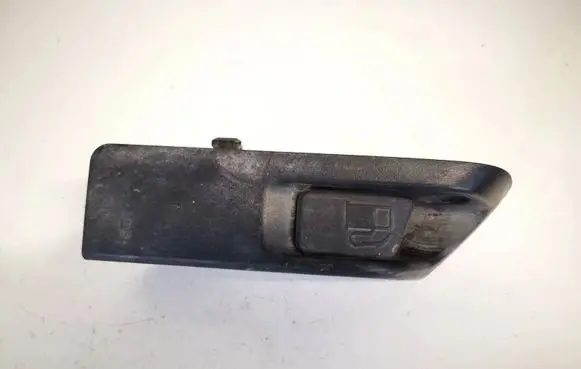 Toyota Auris E180 Fuel tank opening switch 
