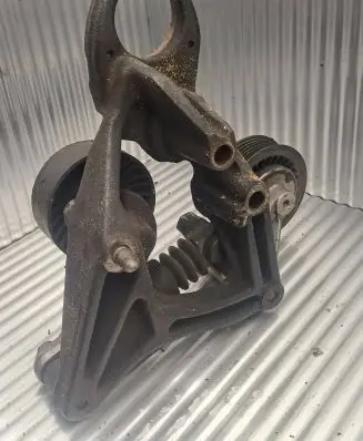 Volkswagen Crafter Generator/alternator bracket 078145169A