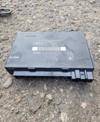 Audi A4 S4 B6 8E 8H Comfort/convenience module 8E0959433K 00001881B2
