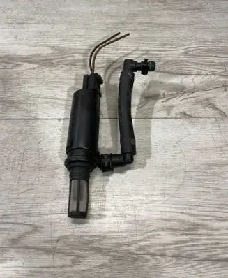 BMW 3 E90 E91 Headlight washer pump 6973097