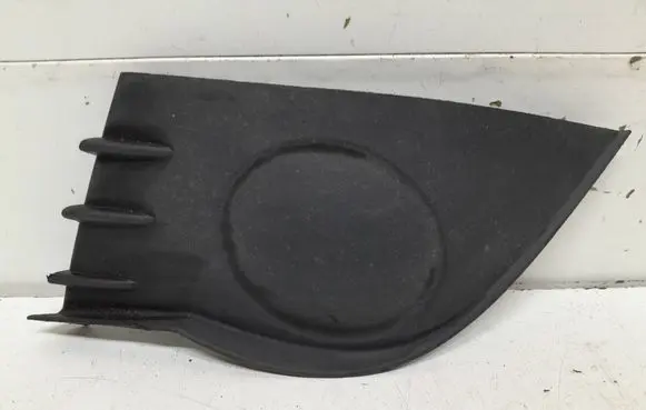 Renault Clio III Front bumper lower grill 1859813S16