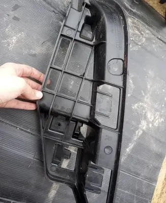 Mercedes-Benz GLK (X204) Front bumper mounting bracket a2048855465