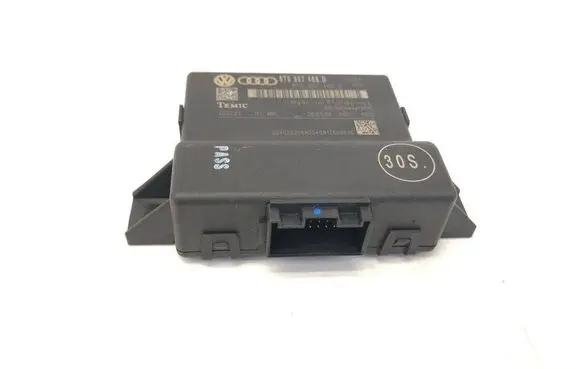 Audi A4 S4 B8 8K Gateway control module 8T0907468D