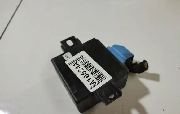 Audi A6 S6 C5 4B Light module LCM 3911