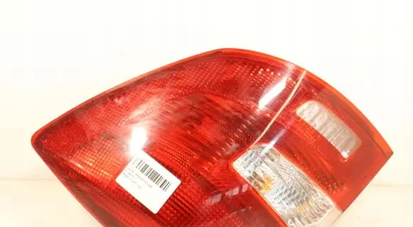 Skoda Fabia Mk2 (5J) Rear/tail lights 11-C267B