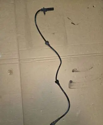 BMW X5 F15 ABS brake wheel speed sensor 677177604