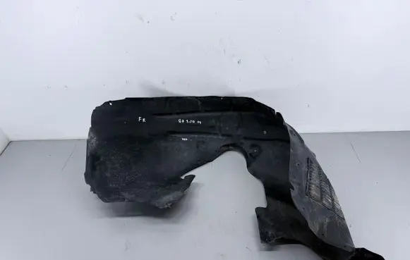 Audi Q7 4L Front wheel arch liner splash guards
