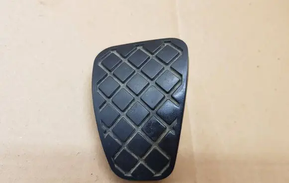Audi A5 8T 8F Brake pedal bracket assembly 8K1721173B