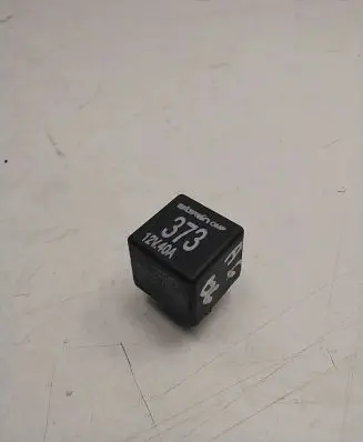 Audi A6 S6 C6 4F Other relay 8D0951253A