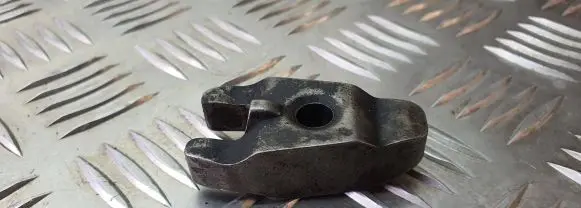 Peugeot 206 CC Fuel Injector clamp holder