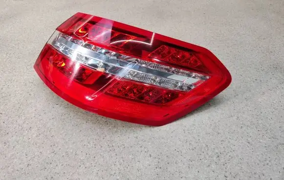 Mercedes-Benz E W212 Rear/tail lights A2129066901AOP1535 A2129066901