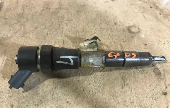 Renault Laguna II Fuel injector 0445110021 7700111014