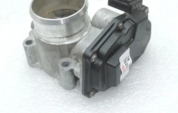 Ford Focus Throttle body valve