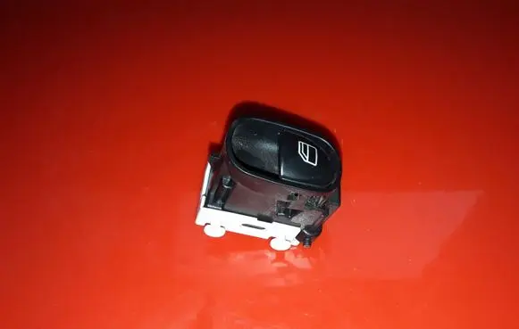 Mercedes-Benz CLK A209 C209 Electric window control switch A2098203510 501958 111002NQ01