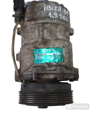Seat Ibiza II (6k) Air conditioning (A/C) compressor (pump) SD7V161215 2430607045 1J0820803F