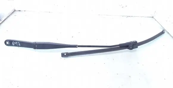 Ford Focus Windshield/front glass wiper blade 4M5117526AC