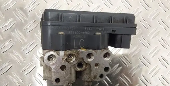 Toyota Urban Cruiser (XP110) ABS Pump 4454052151 8954152A01