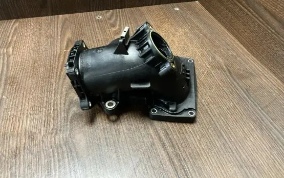 Intake resonator