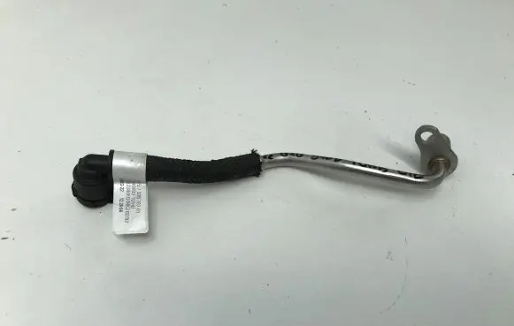 BMW 3 G20 G21 Turbo turbocharger oiling pipe/hose 7925787