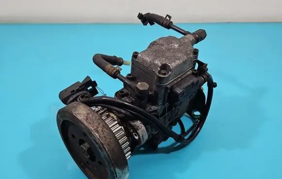 Fuel injection high pressure pump