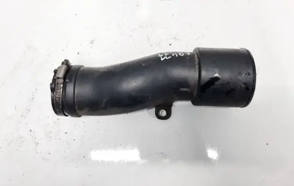 Opel Astra J Air intake hose/pipe 1039897S01