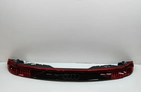 Audi Q8 Rear/tail lights set 4M8945070C 4M8945069C