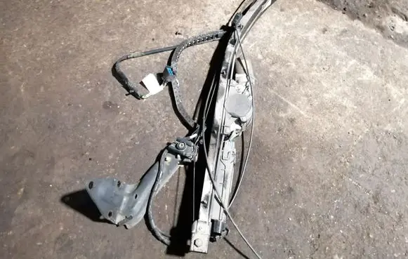 Dodge Grand Caravan Sliding door motor assembly 68060499A 68079909AA PN5913297AA