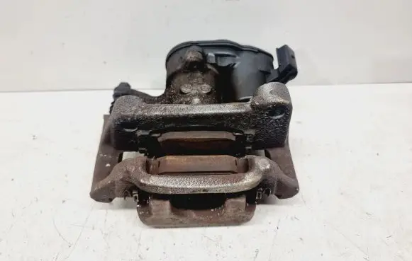 Nissan Qashqai J12 Rear brake caliper 440106RA0B 440116RA0B