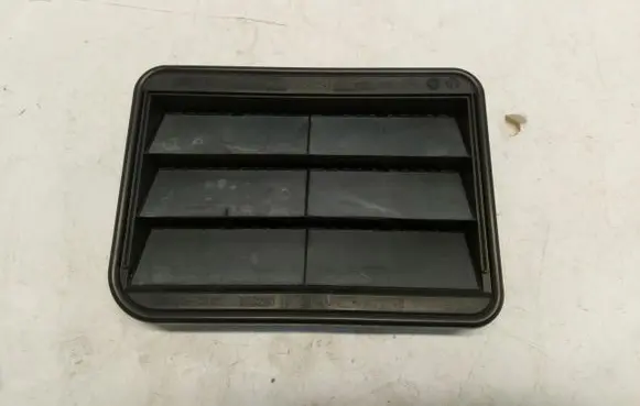 BMW 5 G60 Dashboard side air vent grill/cover trim 9176945