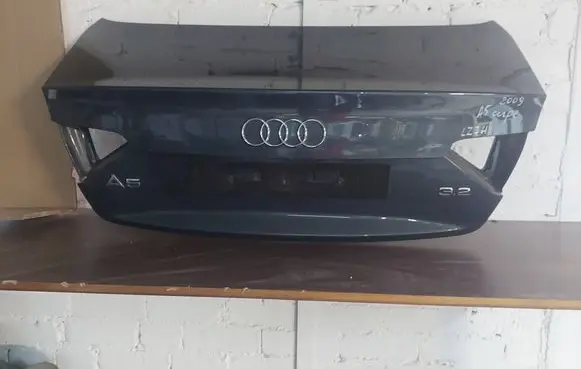 Audi A5 8T 8F Tailgate/trunk/boot lid LZ7H