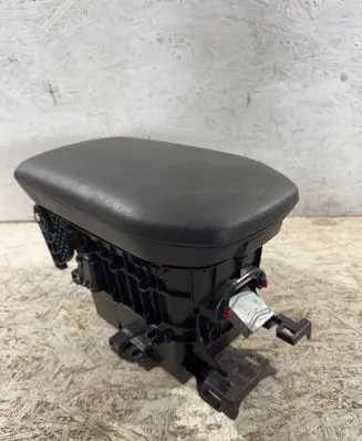 Toyota RAV 4 (XA50) Armrest 5891342050 1F162174G