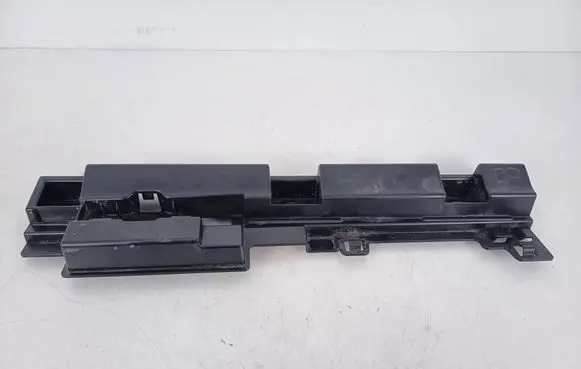 BMW 3 F30 F35 F31 Sill supporting ledge 7256918