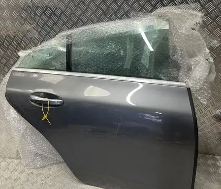 Mercedes-Benz CLS C257 Front door 