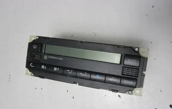 Volkswagen Golf IV Climate control unit 3B1907044B