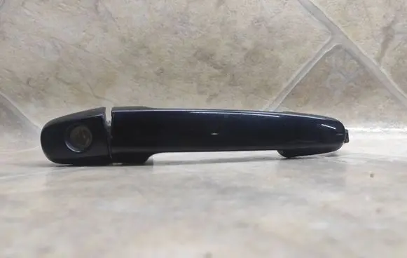 Toyota Avensis T250 Front door exterior handle