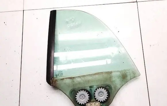Mini One - Cooper Coupe R56 Rear side window dot27as2m24100