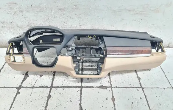 BMW X5 E70 Dashboard 2406447 70w1095