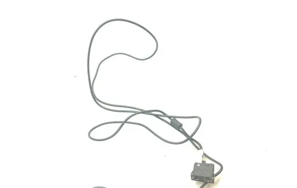 BMW 5 F10 F11 AUX in-socket connector 9237653