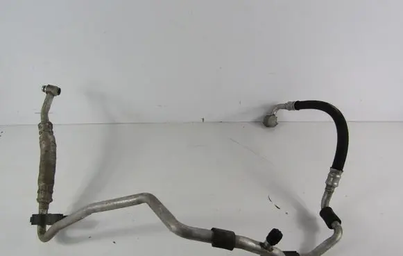 Skoda Octavia Mk2 (1Z) Air conditioning (A/C) pipe/hose 1K0820743