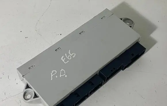 BMW 7 E65 E66 Door central lock control unit/module 6947120 69471209 613569471209