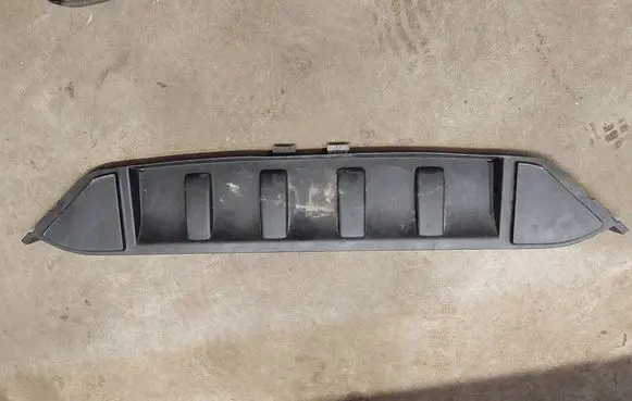Audi Q7 4L Radiator trim 4L0121285