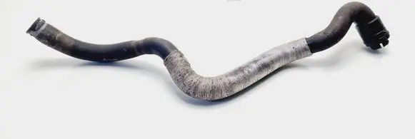 Opel Zafira A Engine coolant pipe/hose