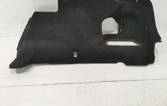 Trunk/boot lower side trim panel