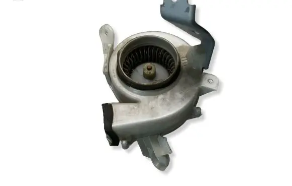 Toyota Prius (XW20) Hybrid/electric vehicle battery fan 8713047070