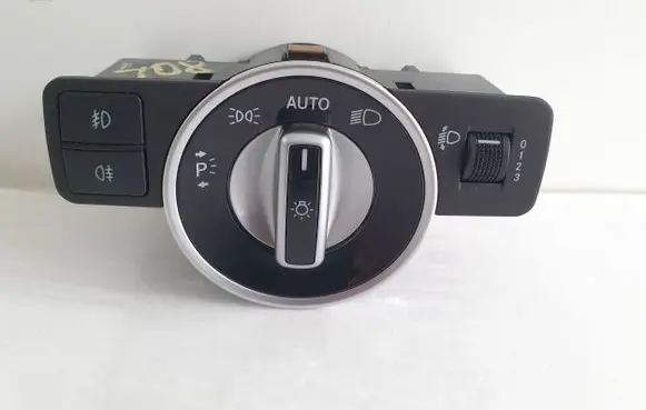 Mercedes-Benz C W204 Light switch