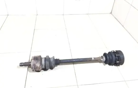 Mercedes-Benz E W124 Front driveshaft